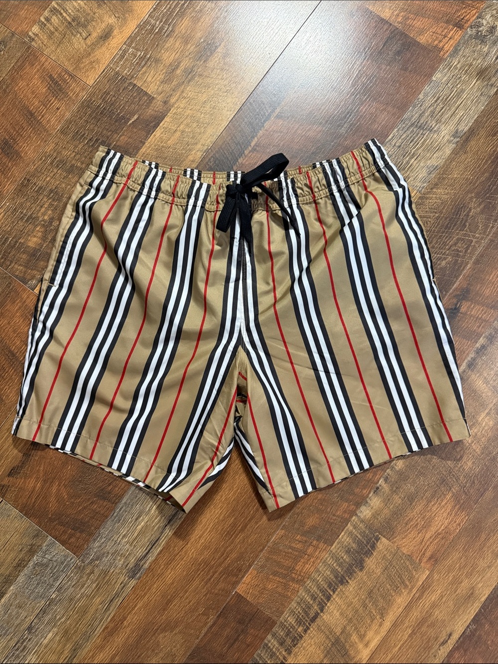 Burberry Icon Stripe Swim Shorts Archive Beige Nova Stripe Size Medium